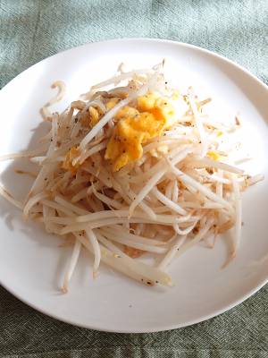 卵ともやし炒め