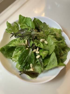 ごま風味のグリーンサラダ