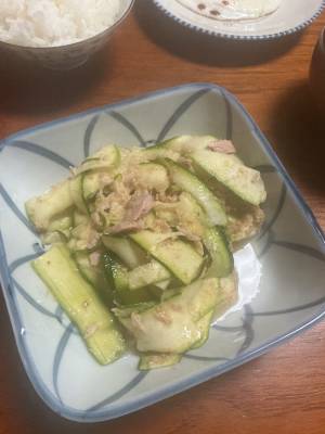 ツナとズッキーニのサラダ