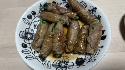 菜の花の肉巻き焼き