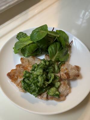 ポークソテー　きゅうり甘酢ソース