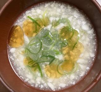 くずし豆腐とたっぷりねぎのスープ