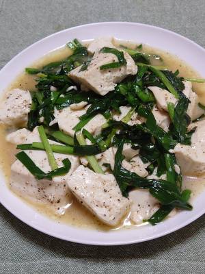 にらにら豆腐