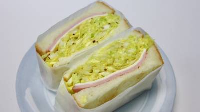 たっぷり春キャベツサンド