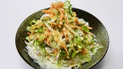 サラダそうめん