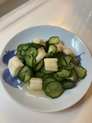 きゅうりと麩（ふ）の酢の物