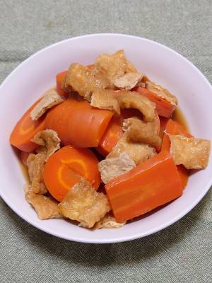 にんじんと油揚げの蒸し煮
