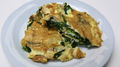 大豆とわかめのスペイン風オムレツ