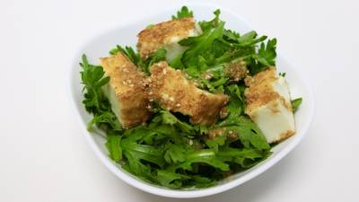 厚揚げと春菊のサラダ