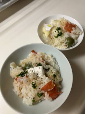カマンベールとトマトの炊き込みご飯
