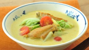 白菜のココナッツミルクスープ