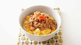 鶏そぼろ丼