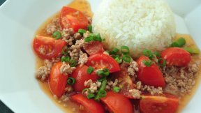 トマトのそぼろ煮