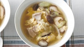 ゆで豚のきのこスープ