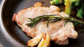 ポークソテー ローズマリー風味
