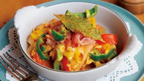 バスク風パプリカのトマト煮
