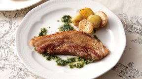 豚バラ肉のパセリソース